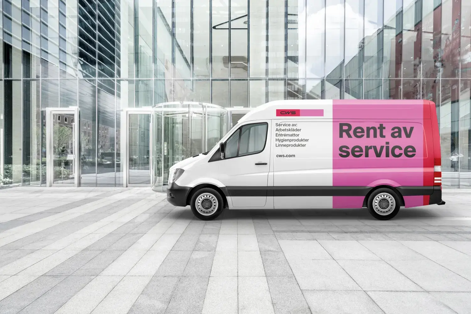 Bilder föreställer CWS servicebil med texten "Rent av service" 