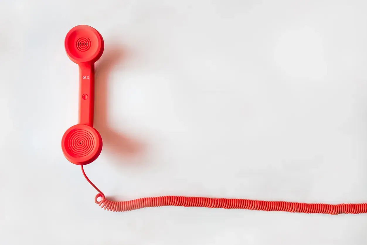 cws-fs-red phone-pexels-negative-space-33999-small